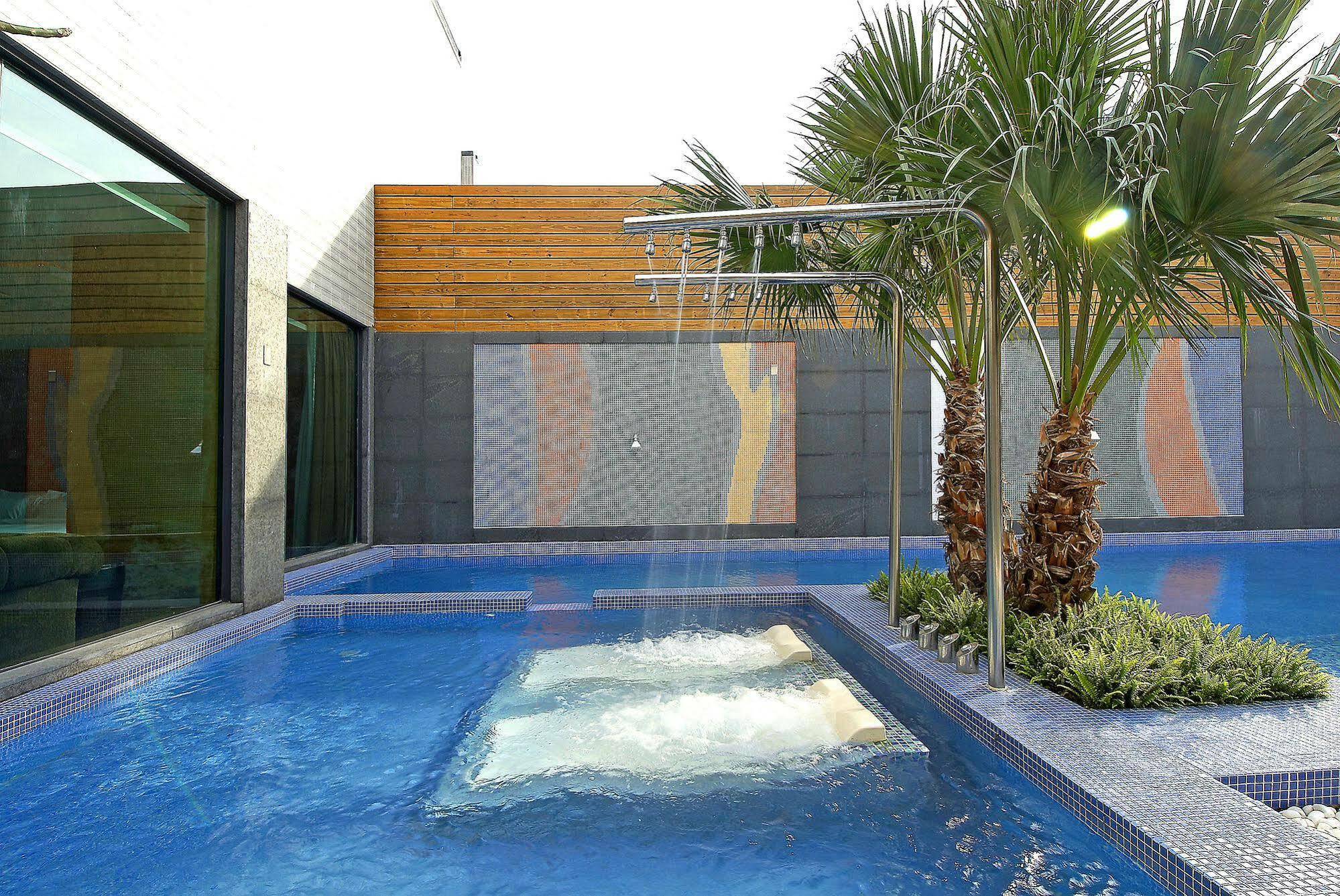 All-Ur Boutique Motel-Ping Tung Branch Pingtung Exteriör bild